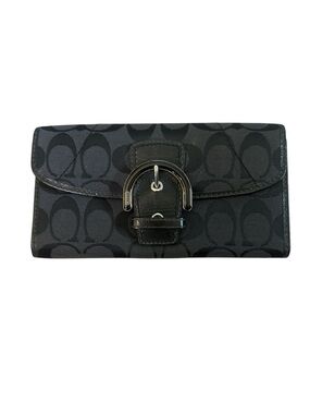 COACH - Soho Buckle Trifold Wallet